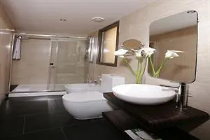 Suites Center Barcelona 0*,  Spain