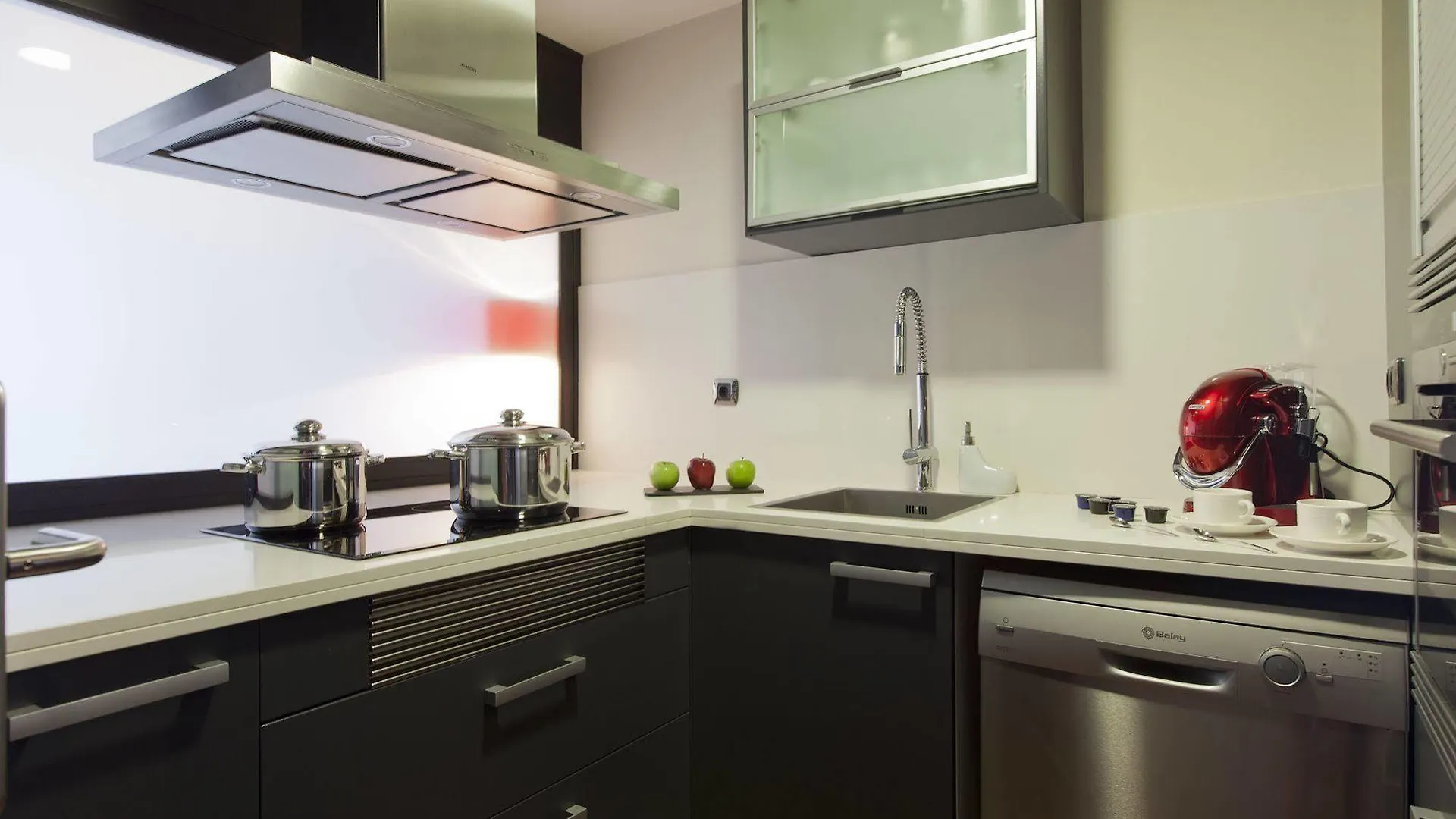 Suites Center Barcelona Apartment