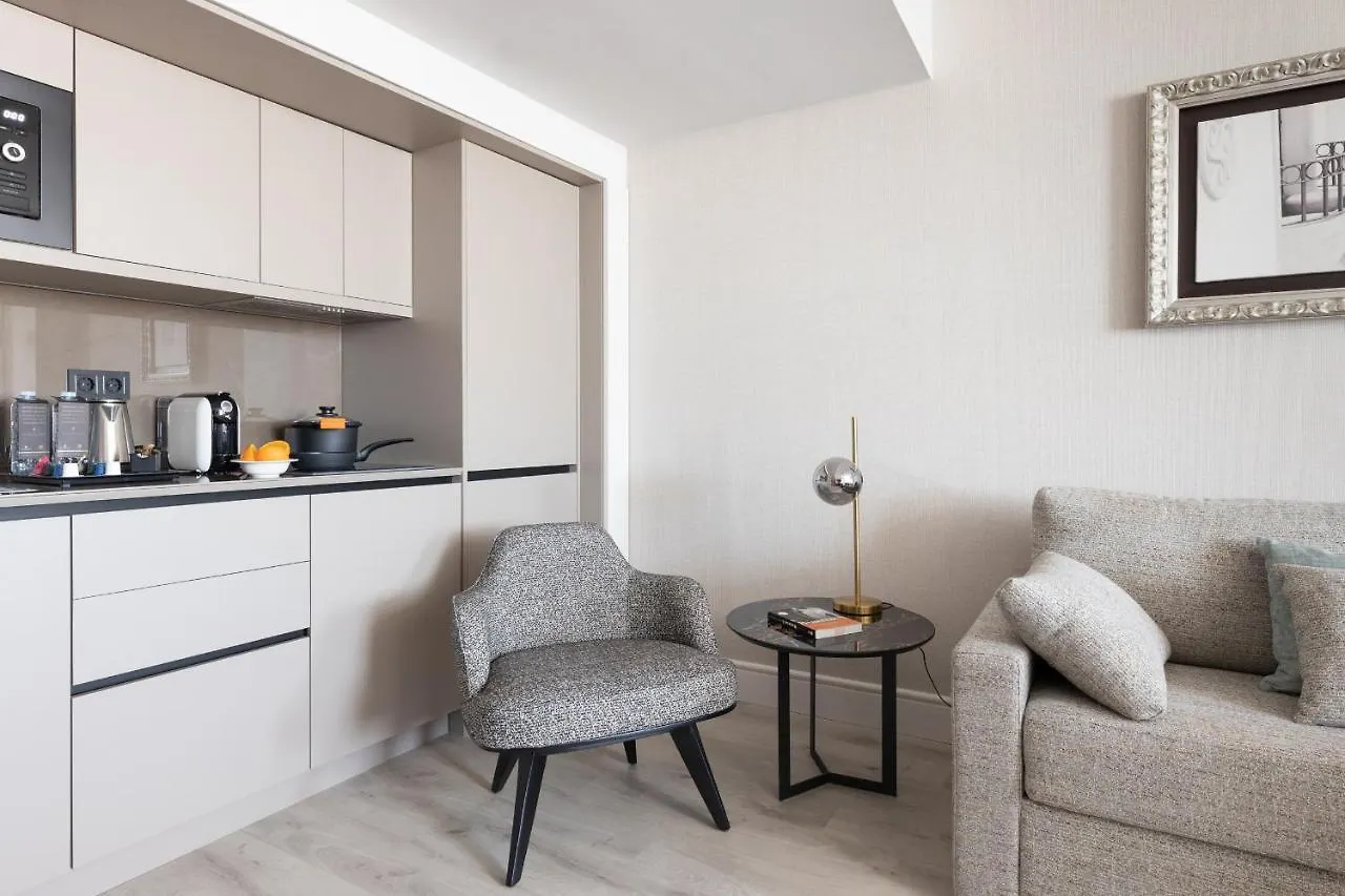 Suites Center Barcelona 0*,  Spain